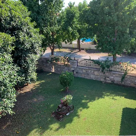 Stunning 4-Bed Villa Celik 4 Bedrooms All Ensuite Вилла Дальян