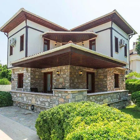 빌라 Stunning 4-Bed Villa Celik 4 Bedrooms All Ensuite 달리안